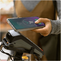 Retail & E-commerce